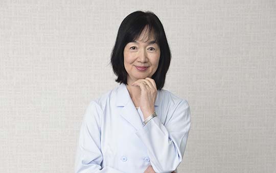 石坂郁代教授