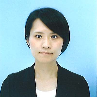 干川里絵先生